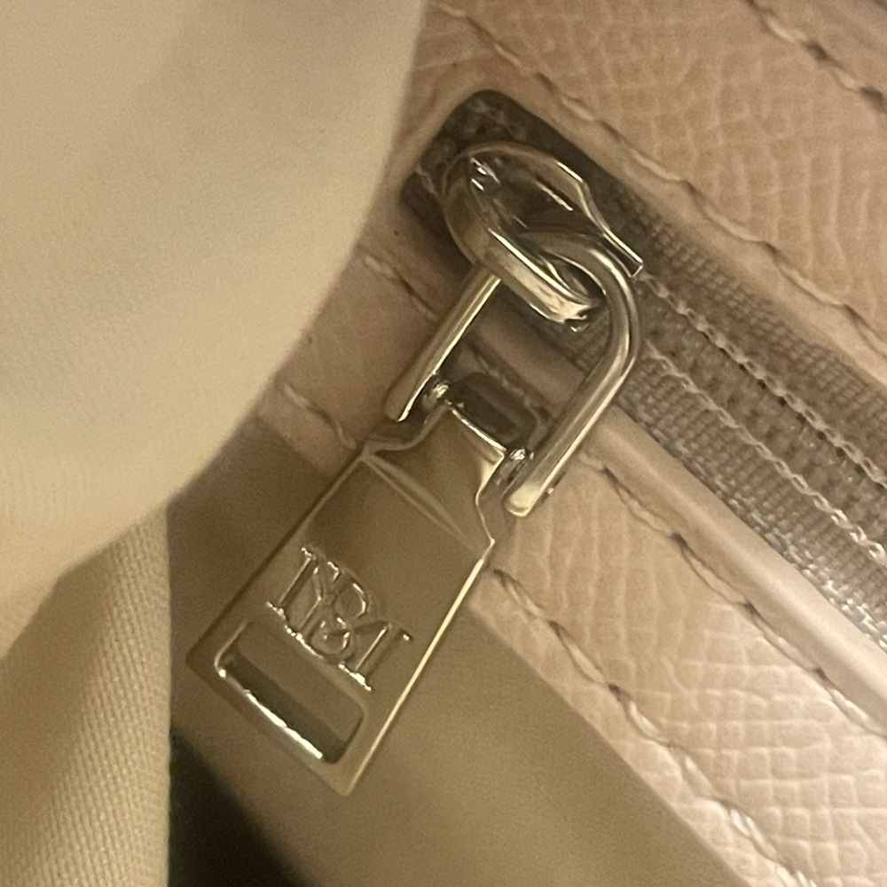 Badgely Mischka Handbag Purse - Picture 3 of 13